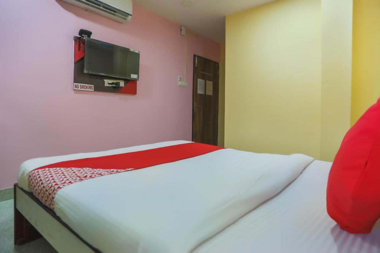 Oyo 62042 Niloy Guest House Jādabpur Eksteriør bilde