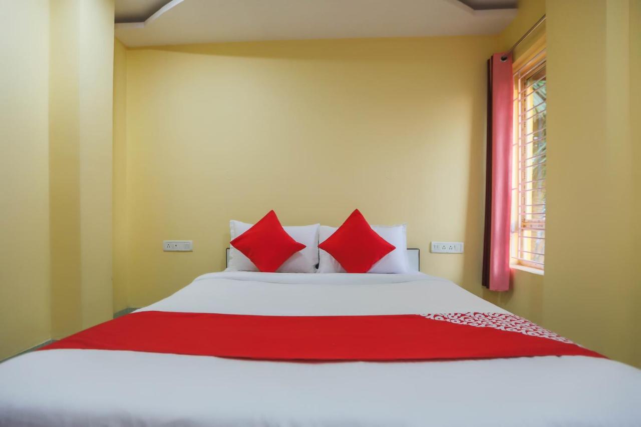 Oyo 62042 Niloy Guest House Jādabpur Eksteriør bilde