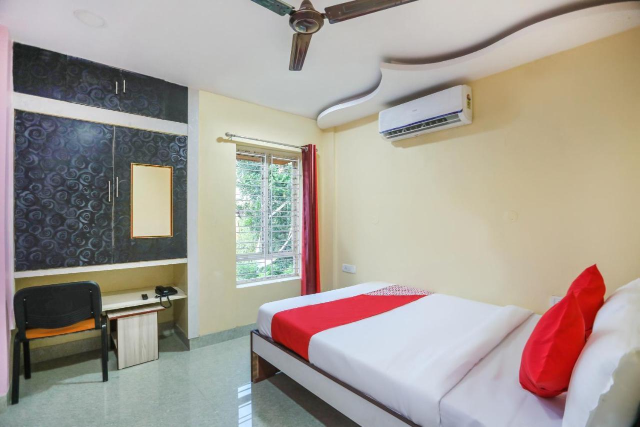 Oyo 62042 Niloy Guest House Jādabpur Eksteriør bilde